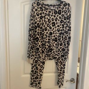 Stars Above Target Brand Cheetah Print Pajamas Size XXL